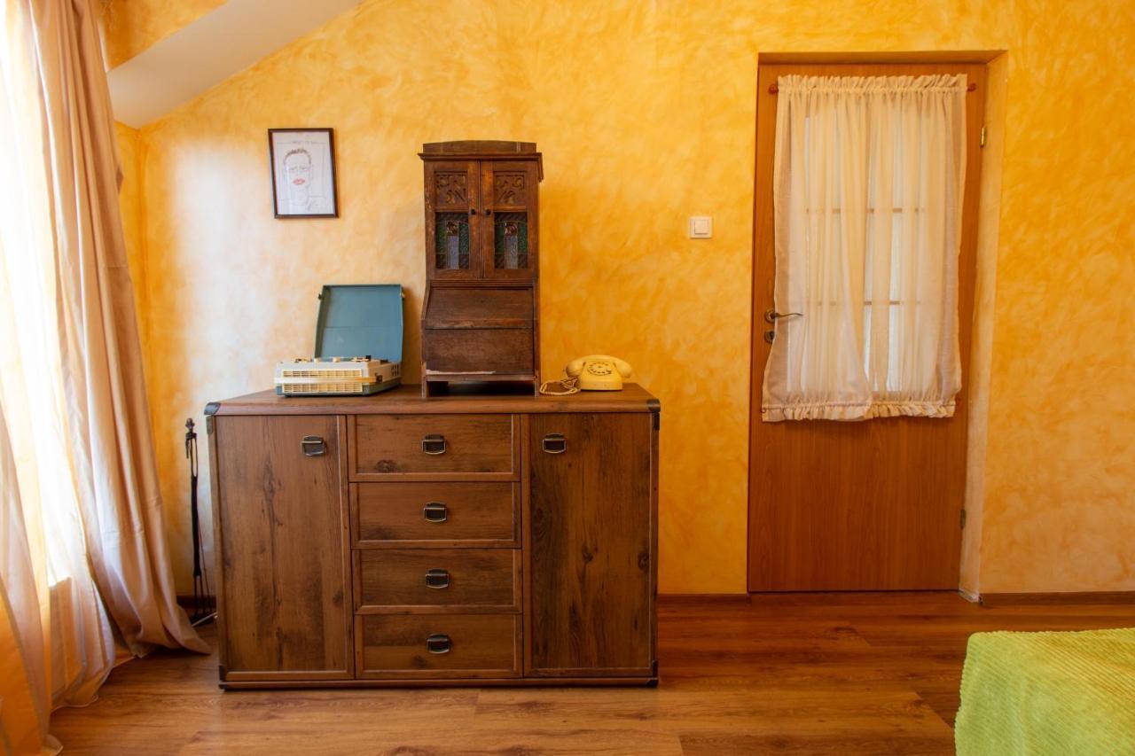 Vila Cu Mesteceni Câmpina Extérieur photo
